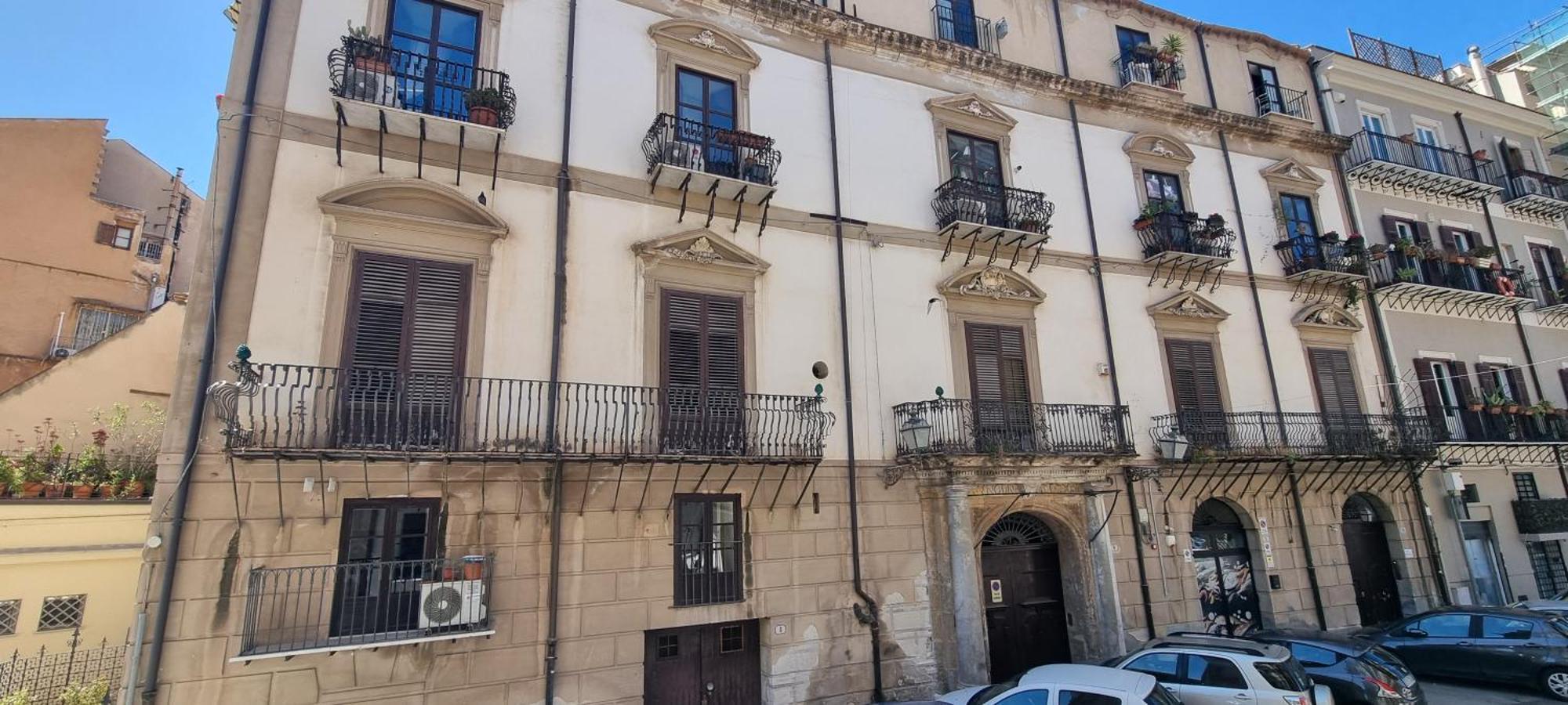 Le Antiche Porte パレルモ エクステリア 写真
